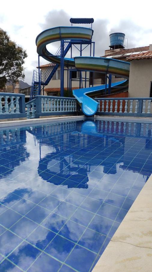 Pousada Clube Santa Cruz Santa Cruz de Minas Εξωτερικό φωτογραφία