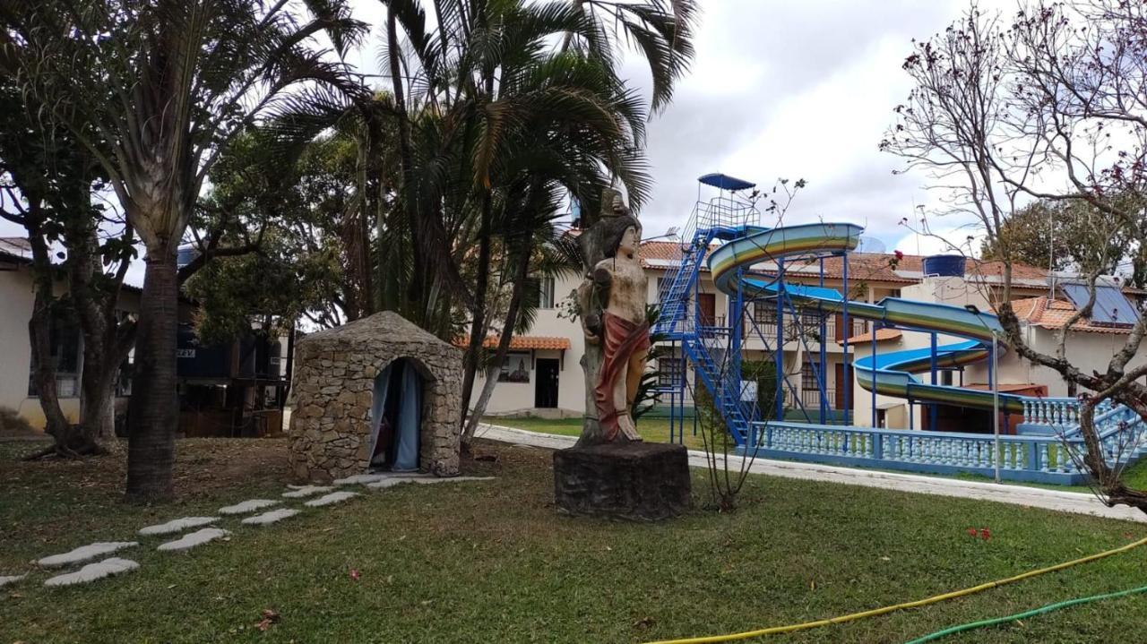 Pousada Clube Santa Cruz Santa Cruz de Minas Εξωτερικό φωτογραφία